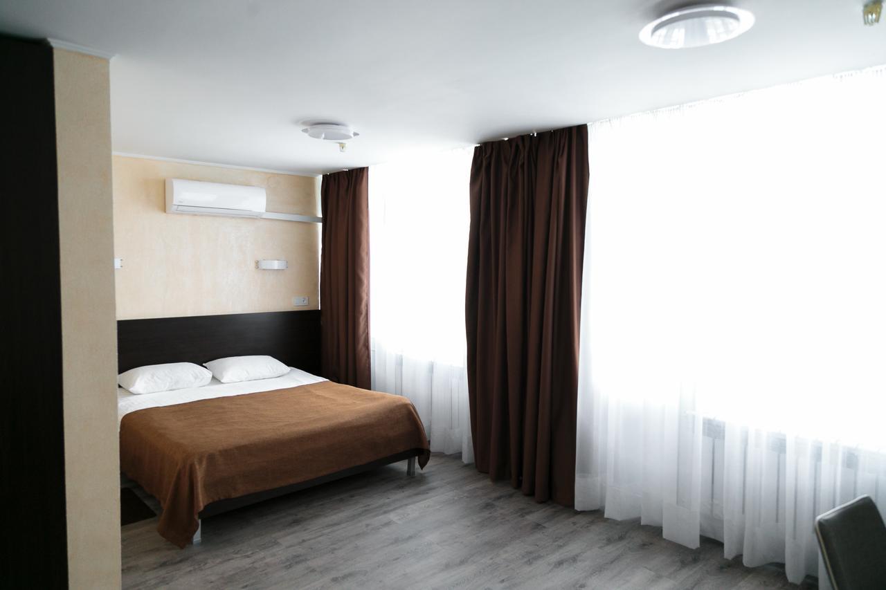 Tourist Hotel Harkiv Exterior foto