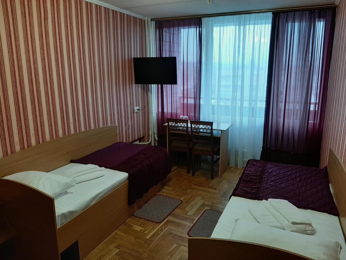 Tourist Hotel Harkiv Exterior foto